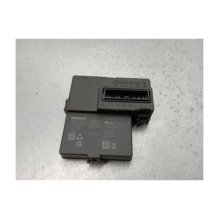 Sol Ön Kapı Kolu Anteni Otomatik Butonu Clio 4 Captur 1 (2013-2020) - Megane 3 Fluence (2008-2016) 285989032R - Renault Mais